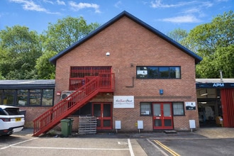 Enterprise Rd, Waterlooville to rent Building Photo- Image 1 of 8