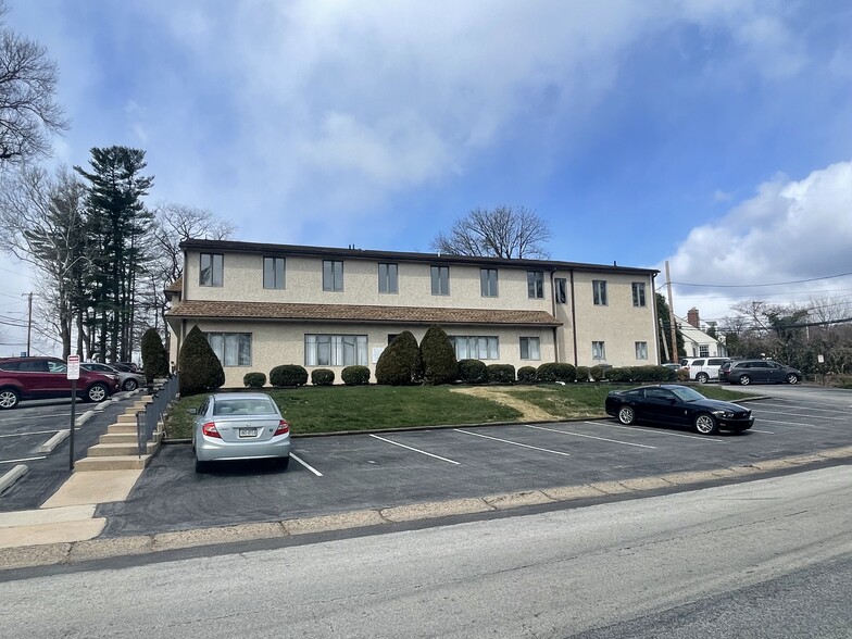 3501 West Chester Pike, Newtown Square, PA for sale - Building Photo - Image 3 of 13