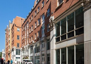 21-26 Garlick Hl, London to rent Building Photo- Image 1 of 3