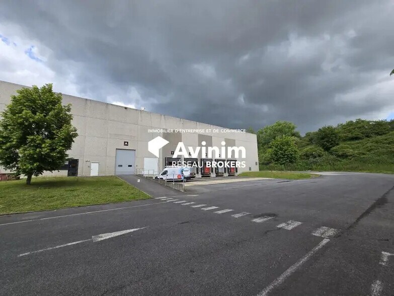 Industrial in Marly-la-Ville to rent - Building Photo - Image 2 of 6