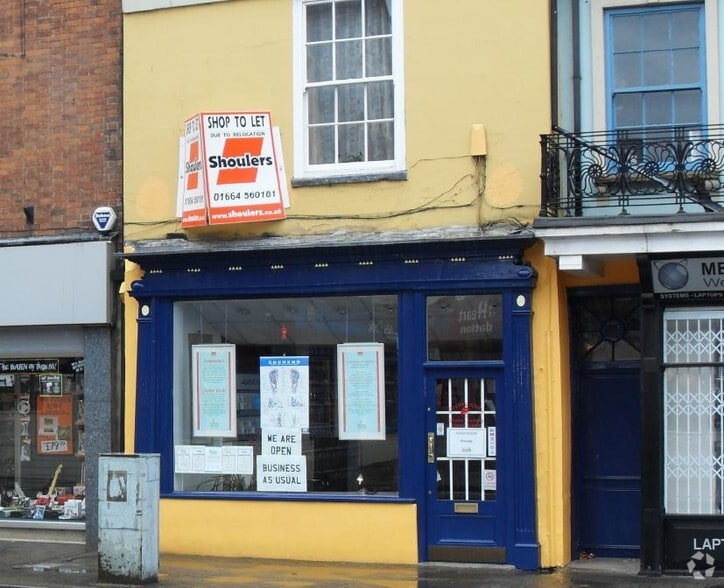 16 Market Pl, Melton Mowbray to rent - Primary Photo - Image 1 of 2