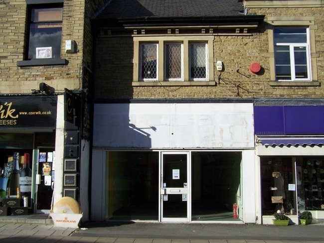 More details for 80 Commercial St, Brighouse - Retail to Rent
