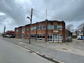 St. Georges Rd, Barnstaple for rent Primary Photo- Image 1 of 2