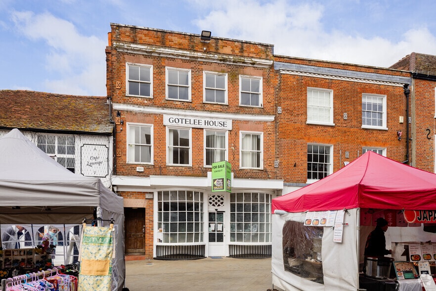 6 Market Pl, Wokingham for sale - Primary Photo - Image 1 of 3