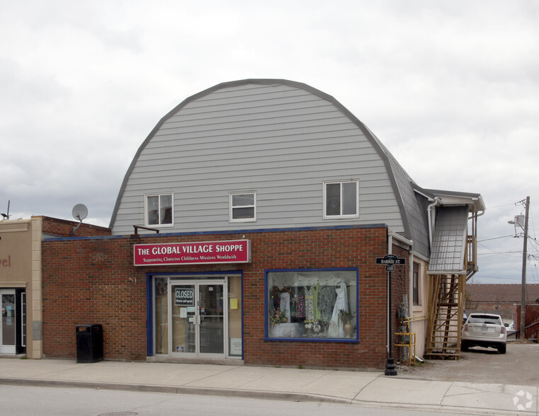 17 Barrie St, Bradford West Gwillimbury, ON for sale - Primary Photo - Image 1 of 2