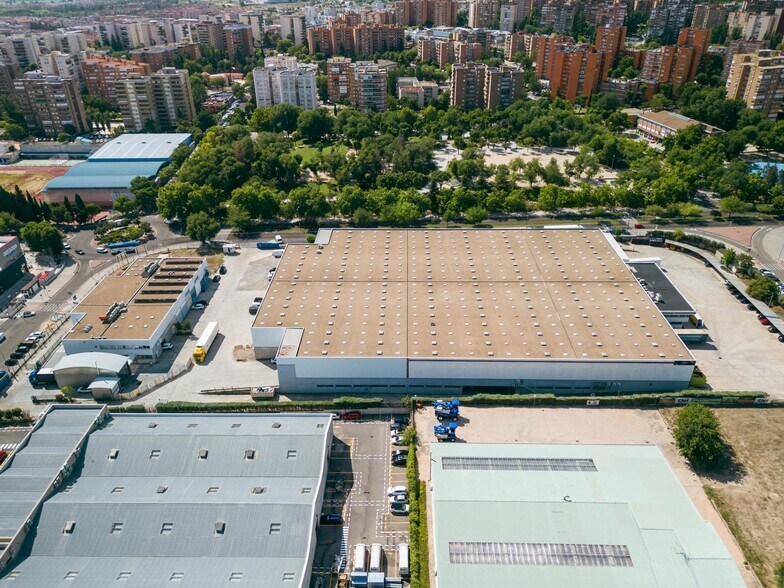 Calle la Mancha, 1, Coslada, Madrid to rent - Aerial - Image 3 of 6