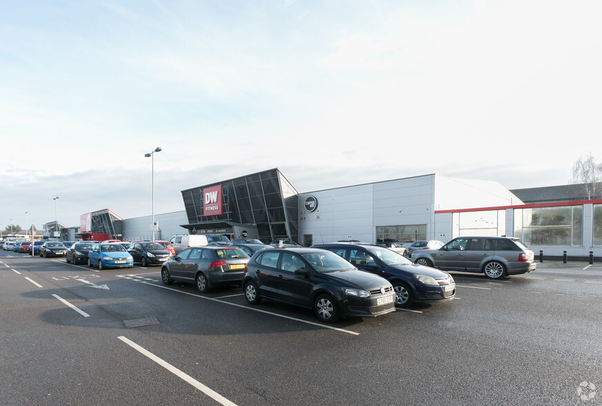 Fox Den Rd, Stoke Gifford for rent - Building Photo - Image 1 of 2