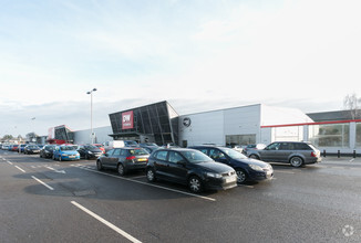 Fox Den Rd, Stoke Gifford for rent Building Photo- Image 1 of 3