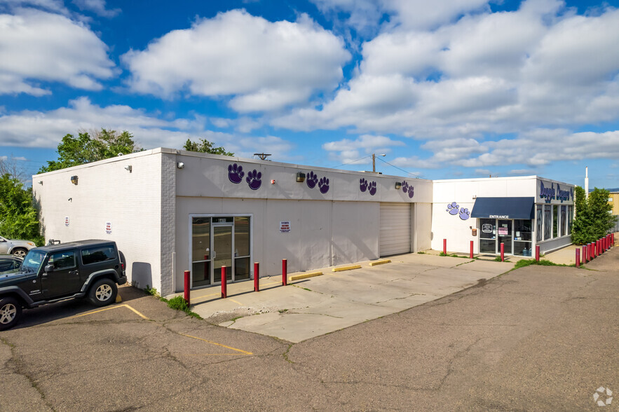 6400 W Colfax Ave, Lakewood, CO for rent - Building Photo - Image 1 of 4