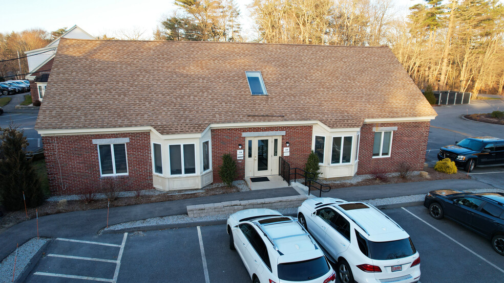 175 38-39 Derby St, Hingham, MA for rent - Building Photo - Image 1 of 8