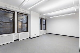 299 Broadway, New York, NY to rent Interior Photo- Image 1 of 3
