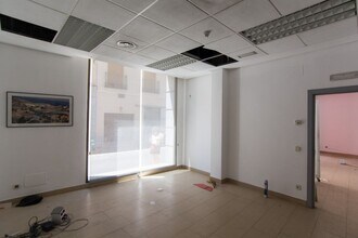 Retail in Torrijos, Toledo to rent Interior Photo- Image 2 of 13
