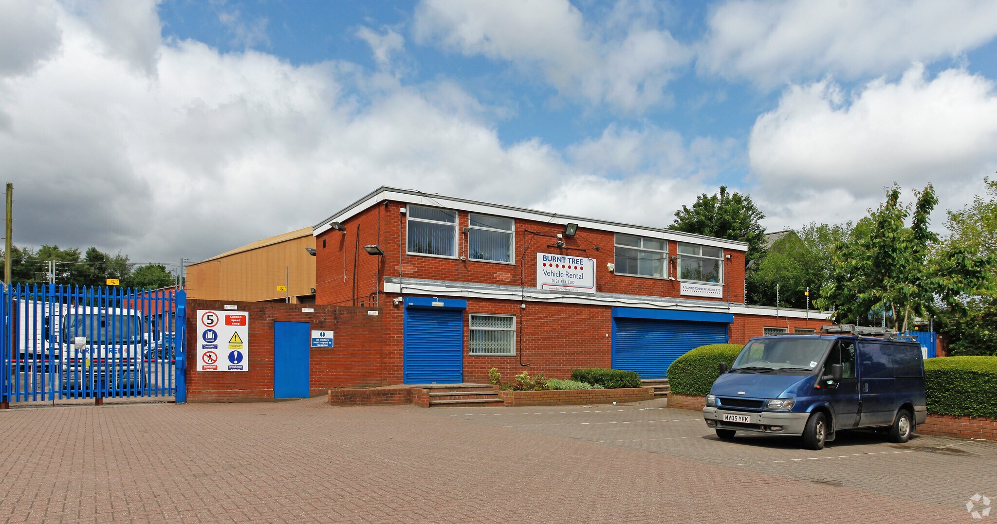 84-90 Brades Rd, Oldbury to rent Primary Photo- Image 1 of 3