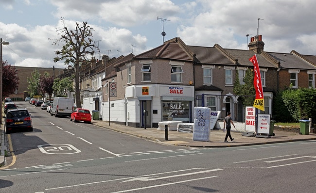 More details for 238 Woolwich Rd, London - Retail to Rent