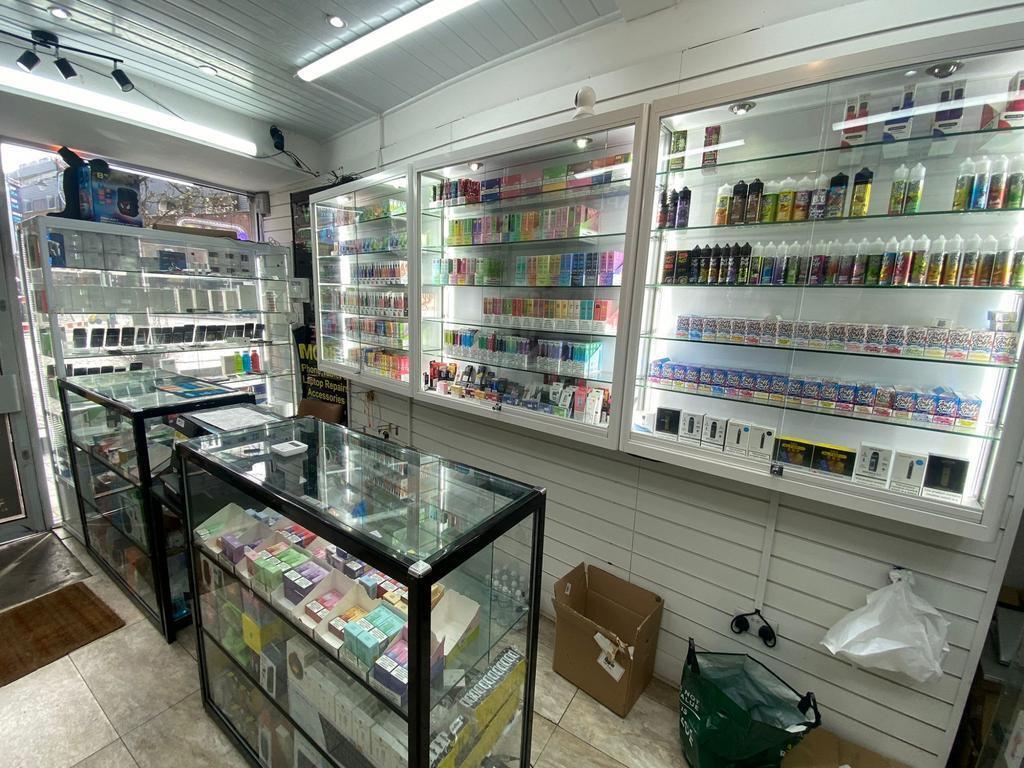 20 High St, Staines for sale Building Photo- Image 1 of 1