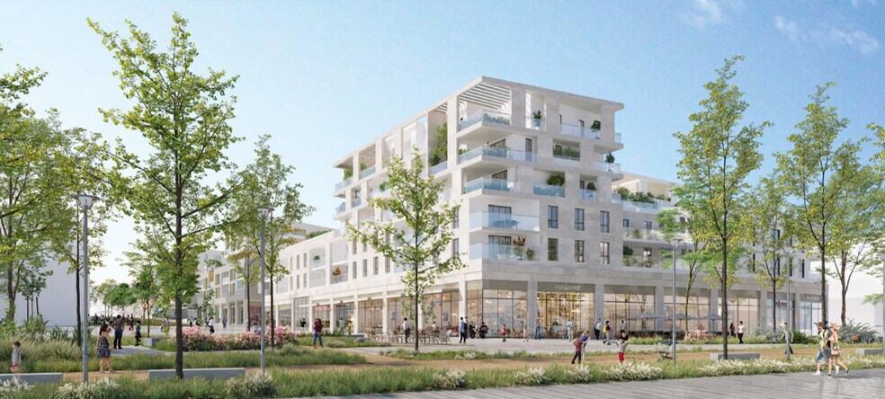 17 Place Simone Veil, Antony to rent - Building Photo - Image 3 of 4