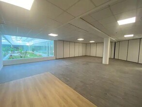 8 Rue Des Campanules, Lognes to rent Interior Photo- Image 2 of 4