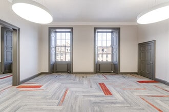 110 George St, Edinburgh to rent Interior Photo- Image 2 of 2