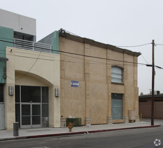 738 E 14th St, Los Angeles, CA for rent - Building Photo - Image 2 of 6