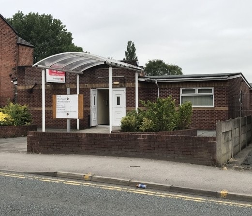 67 Bolton Rd, Wigan for sale - Primary Photo - Image 1 of 1