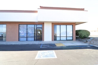 710-720 N China Lake Blvd, Ridgecrest, CA for rent Building Photo- Image 1 of 11