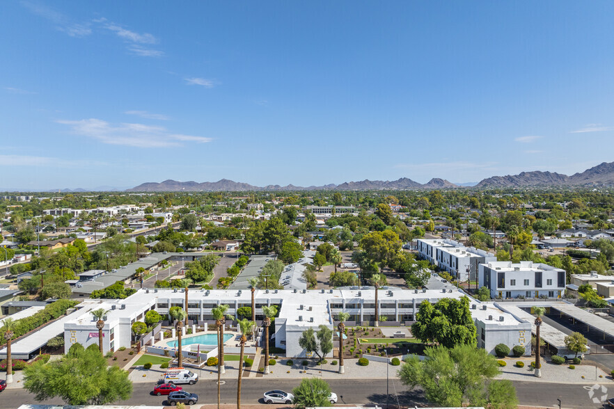 1220 E Medlock Dr, Phoenix, AZ for sale - Aerial - Image 1 of 10