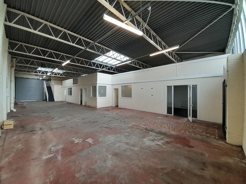 Tartraven Pl, Broxburn to rent - Building Photo - Image 3 of 4