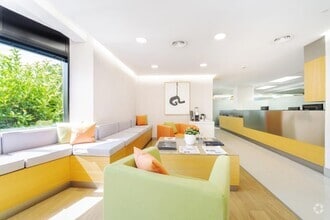 Calle Caléndula, 93, Alcobendas, Madrid to rent Interior Photo- Image 1 of 14