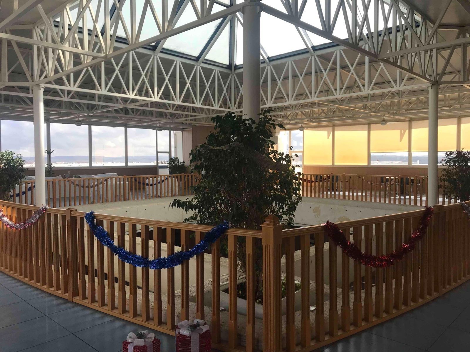 Office in San Fernando de Henares, Madrid to rent Primary Photo- Image 1 of 13