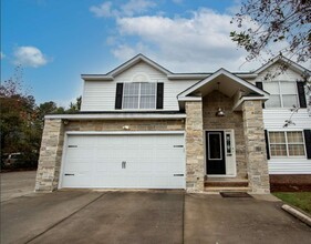 151 Whiteford Way, Lexington, SC for rent Primary Photo- Image 1 of 9