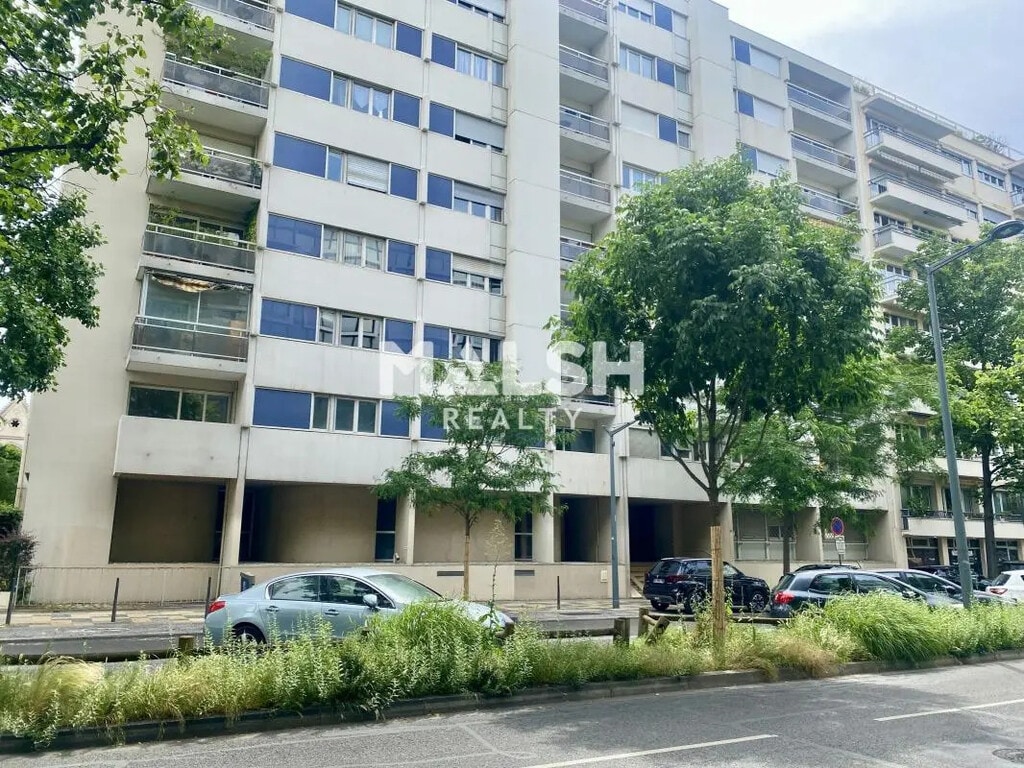 Location Bureaux 262 m² - Photo 1