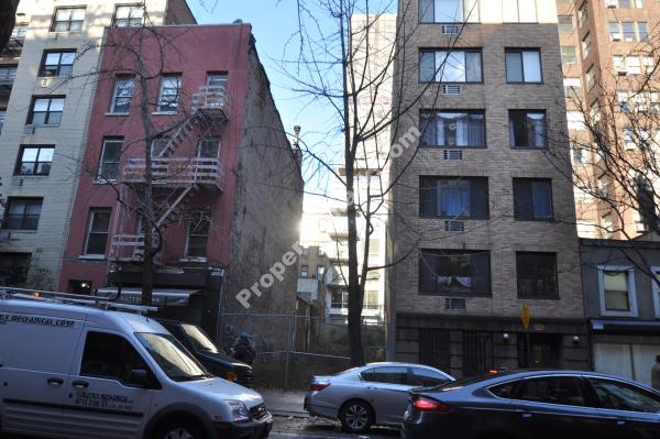 347 E 54th St, New York, NY for sale - Primary Photo - Image 1 of 1