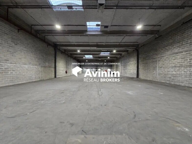Industrial in Marly-la-Ville to rent - Interior Photo - Image 3 of 4