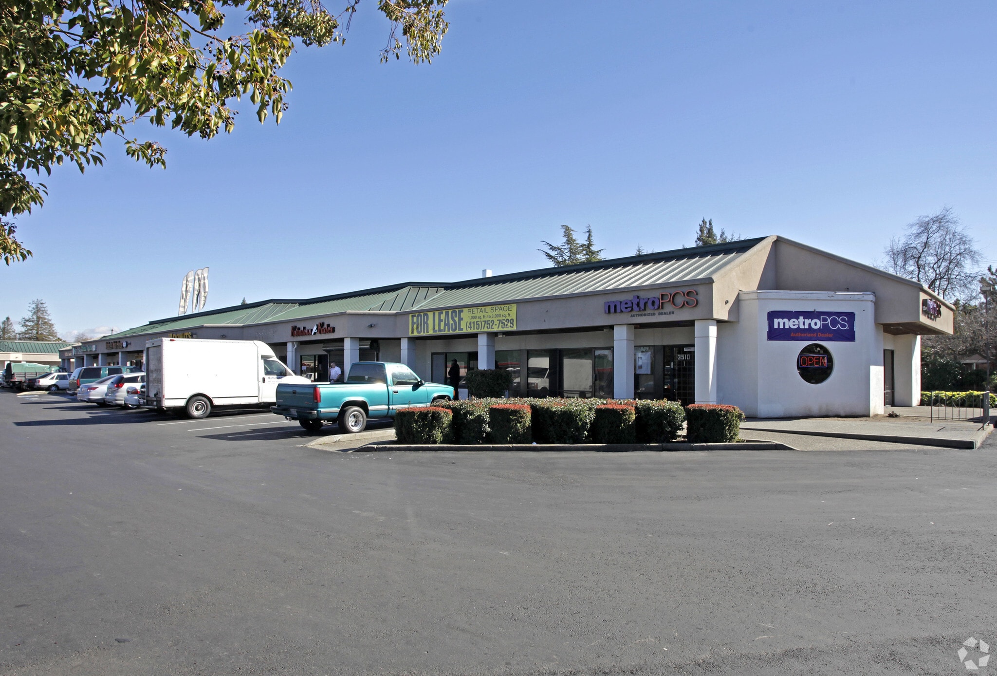 3510 Auburn Blvd, Sacramento, CA to rent Building Photo- Image 1 of 3