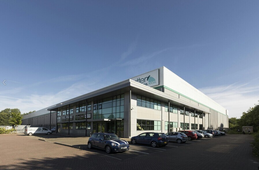Purchas Rd, Didcot to rent - Building Photo - Image 2 of 8