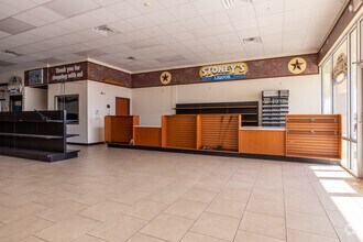 20168-20212 Eva St, Montgomery, TX to rent Interior Photo- Image 2 of 4