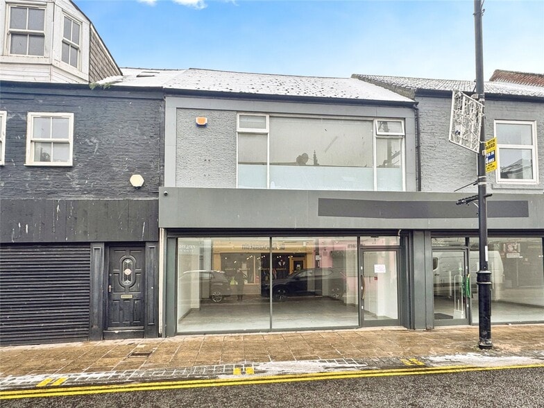 22A-23 Derwent, Sunderland to rent - Building Photo - Image 1 of 2