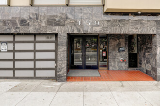 459 Fulton St, San Francisco, CA for rent Building Photo- Image 2 of 6