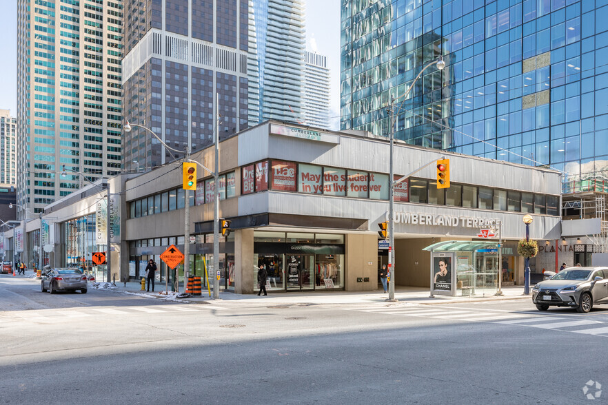 2 Bloor St W, Toronto, ON for sale - Primary Photo - Image 1 of 1