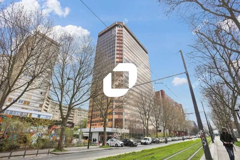 Office in Pantin for sale Building Photo- Image 1 of 12