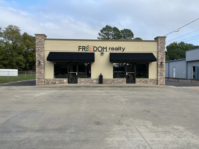 1428 S Broadway St, Sulphur Springs, TX for sale - Primary Photo - Image 1 of 14