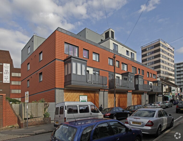 11-21 Clayton Rd, Hayes for sale - Primary Photo - Image 1 of 1