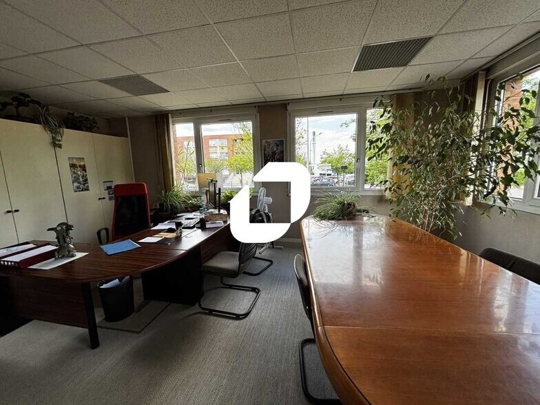 Office in Évry-Courcouronnes to rent - Interior Photo - Image 3 of 14
