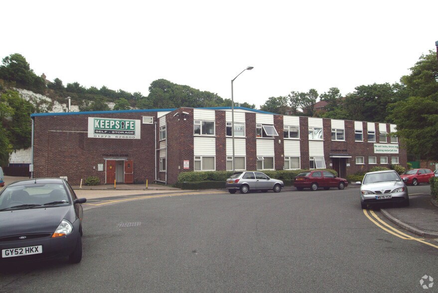 Stevenson Rd, Brighton for sale - Primary Photo - Image 1 of 1