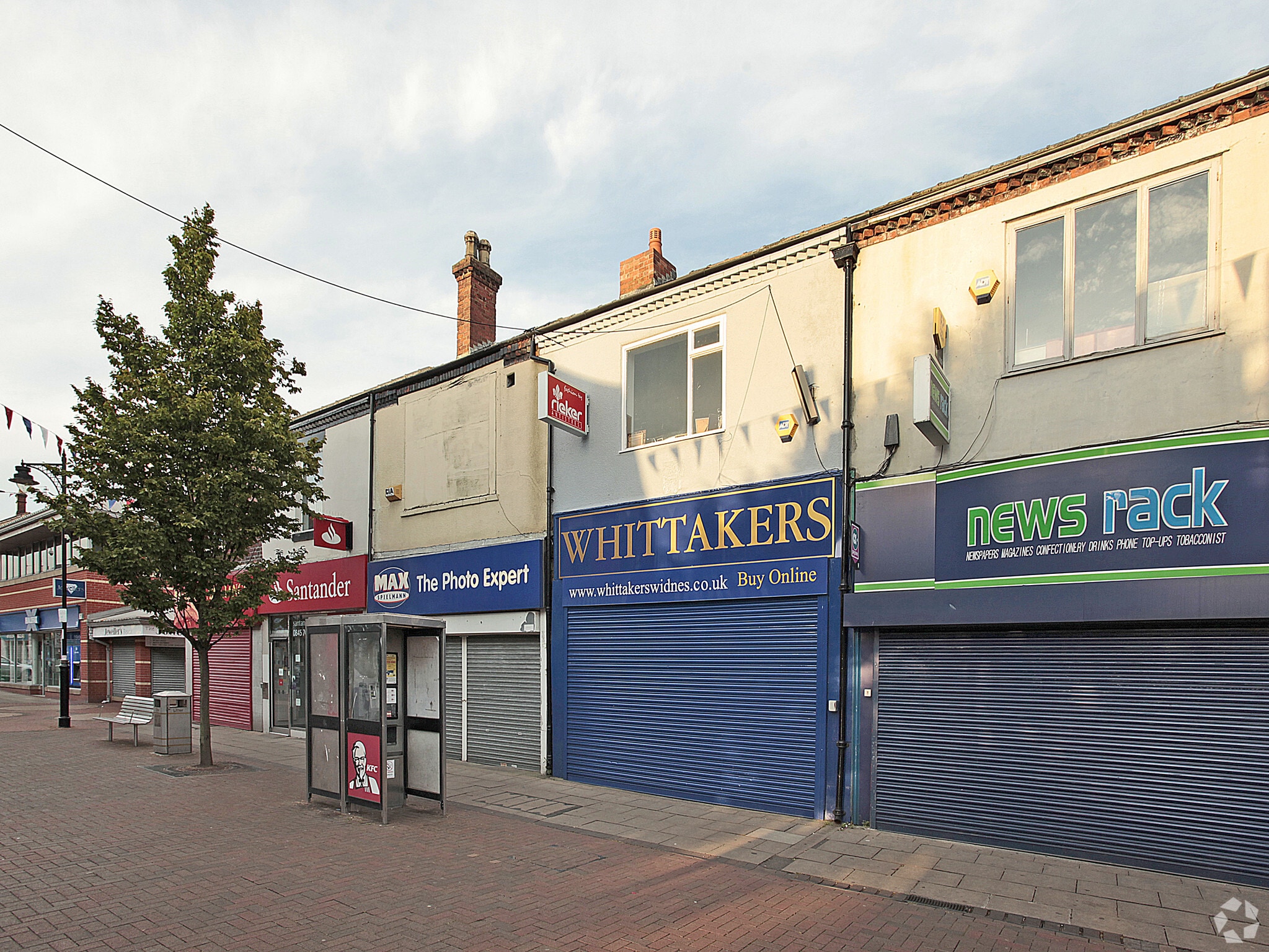 32 Albert Rd, Widnes for sale Building Photo- Image 1 of 1
