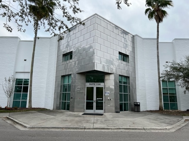 5701 E Hillsborough Ave, Tampa, FL to rent Building Photo- Image 1 of 9