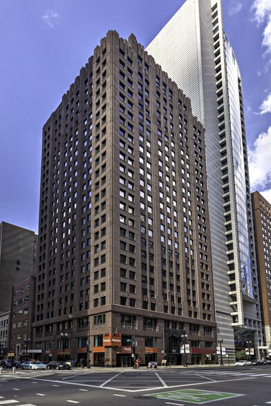 100 N LaSalle St, Chicago, IL for rent - Building Photo - Image 3 of 55