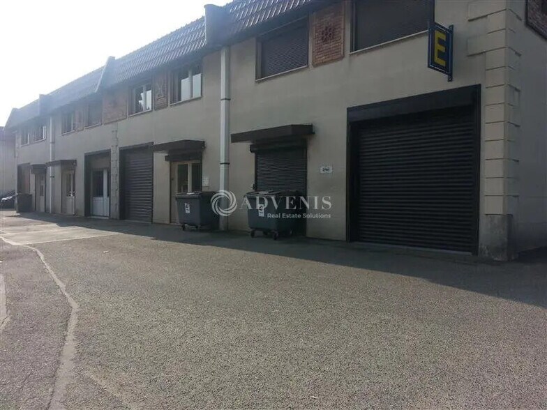 Light Industrial in Massy to rent - Building Photo - Image 3 of 7