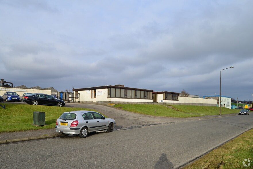 7 Drovers Rd, Broxburn for sale - Primary Photo - Image 1 of 1