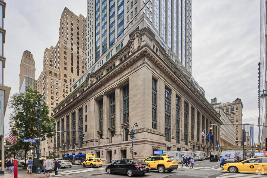 450 Lexington Ave, New York, NY for sale - Building Photo - Image 1 of 1